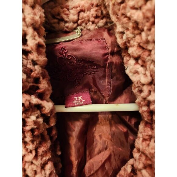 💕Jou Jou- Burgundy & Pink Sharpa jacket size 3XL - Picture 3 of 3